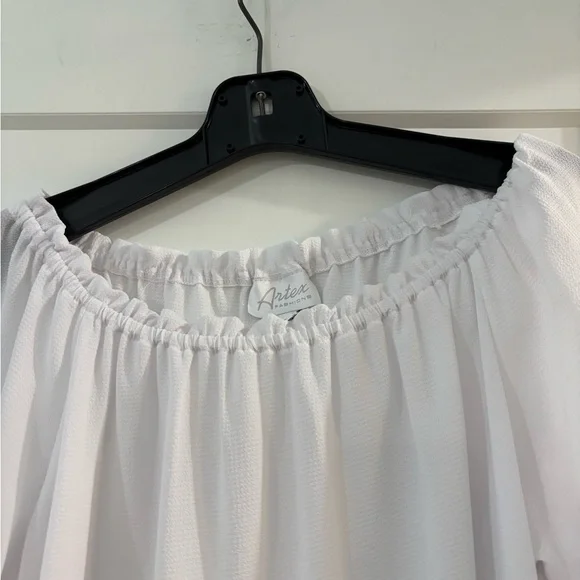 White Ruffle Sleeve Blouse - Picture 4 of 6